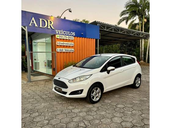 FORD FIESTA 1.6 SE HATCH 16V FLEX 4P POWERSHIFT